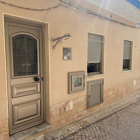 Avo Velha - Faneca Apartamentos Nazaré Exterior foto